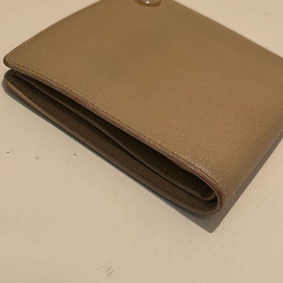 Chanel Bifold Compact Cardholder Wallet Beige Leather Luxury Minimalist CC Logo - Picture 7 of 15
